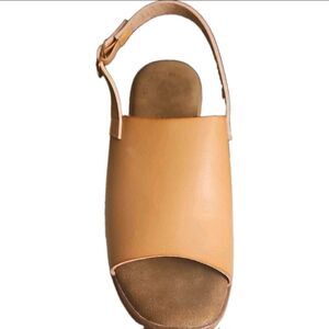 No-brand Women's Tan and Brown Sandals